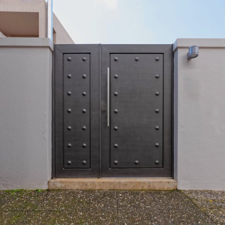 metal pedestrian gate