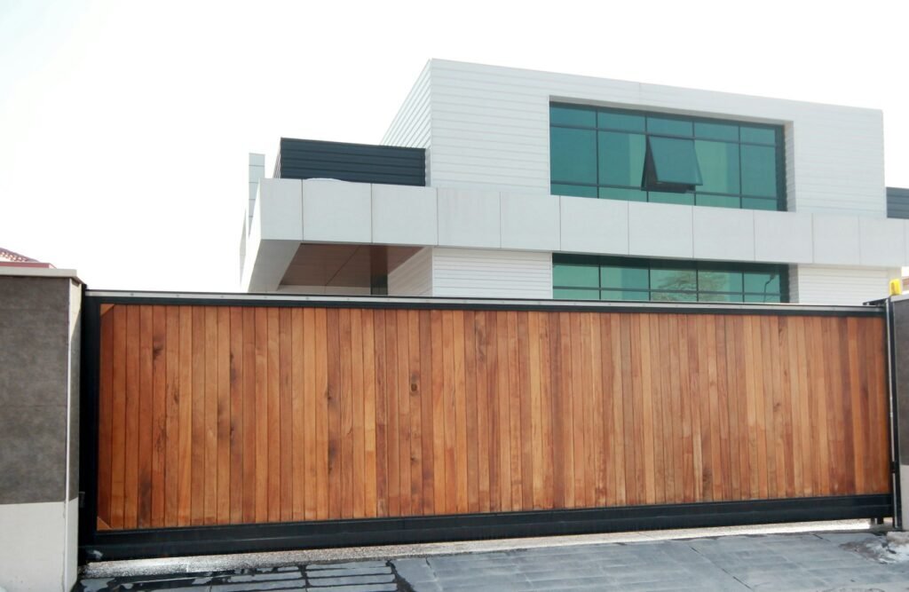 Slide Wood Gate In Bay Area